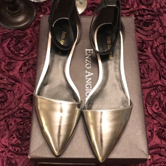 Enzo Angiolini Shoes - GORGEOUS PAIR QUALITY SIVER FLATS W ANKLE STRAP